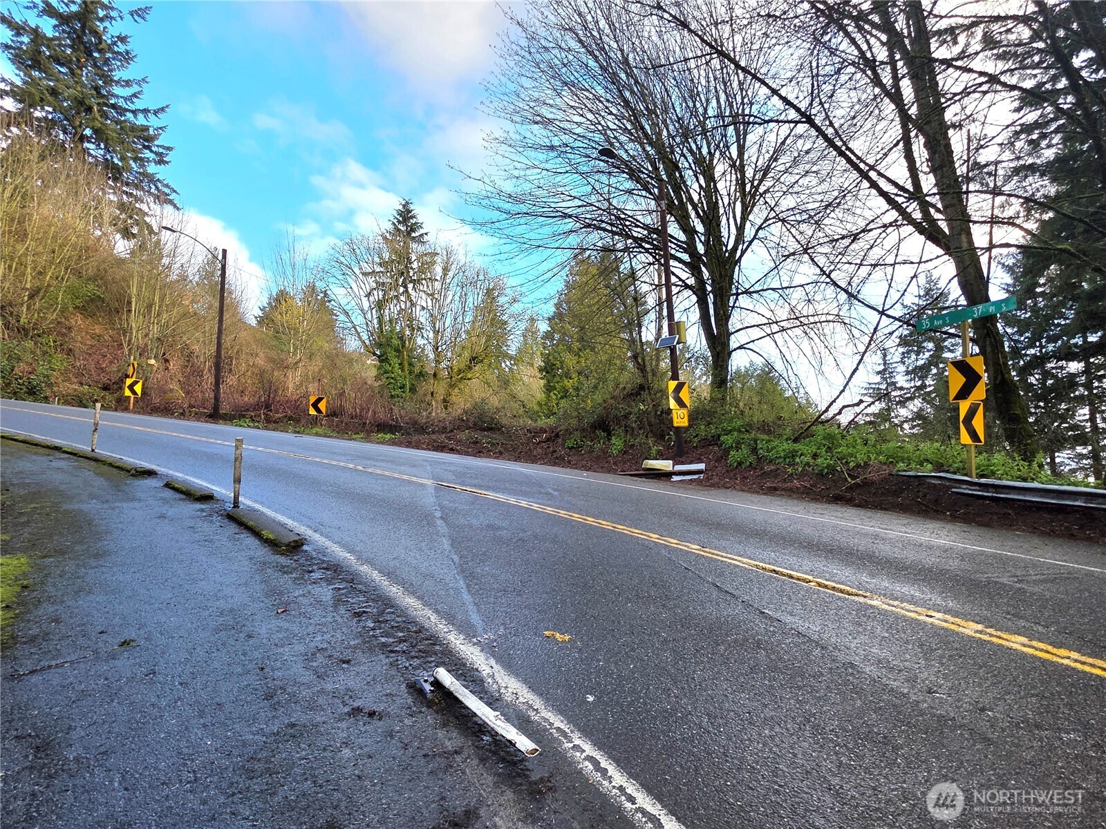 21211 35th Avenue S Seatac WA 98198