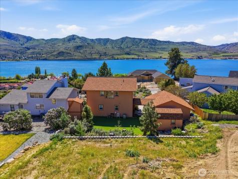 211 Riviera Drive Chelan WA 98816