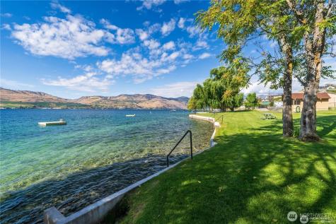 211 Riviera Drive Chelan WA 98816