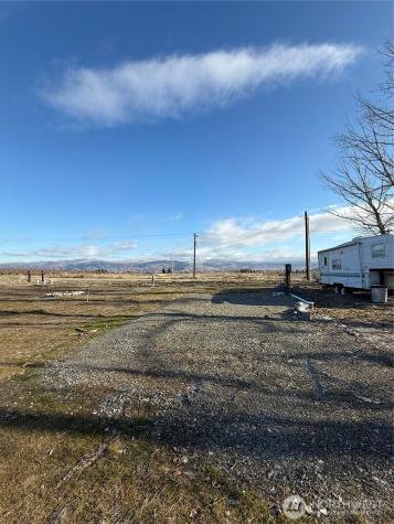 2 Grey Goose Road Omak WA 98841