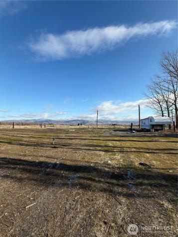 2 Grey Goose Road Omak WA 98841