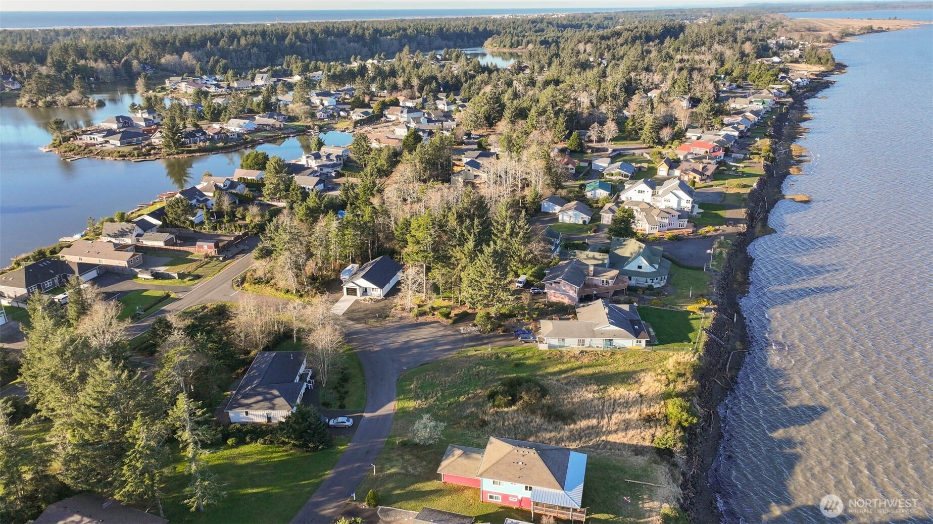 514 Mountain View Court SE Ocean Shores WA 98569