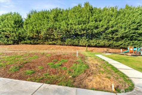 372 29th Avenue S Federal Way WA 98003