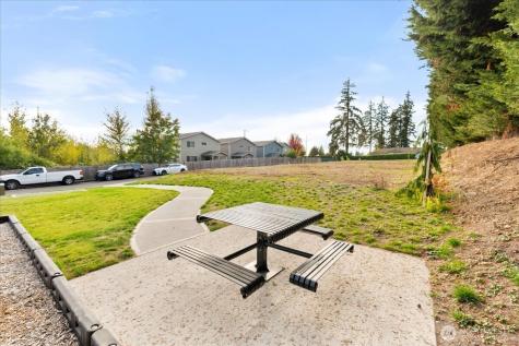 372 29th Avenue S Federal Way WA 98003