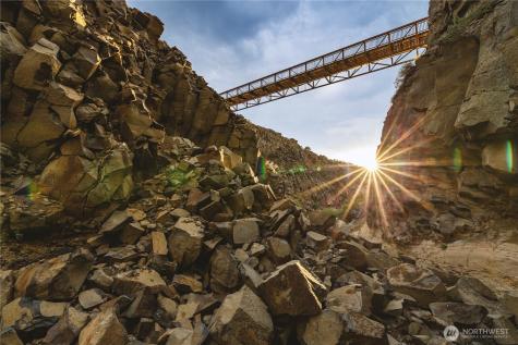 133 Rabbit Rock Lane Malaga WA 98828