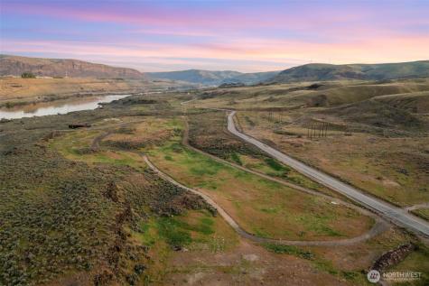 133 Rabbit Rock Lane Malaga WA 98828