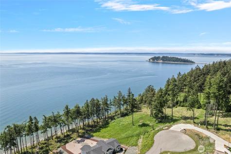 1420 Sergios View Lane Oak Harbor WA 98277