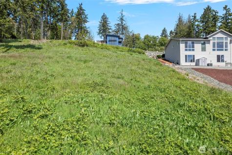 1420 Sergios View Lane Oak Harbor WA 98277