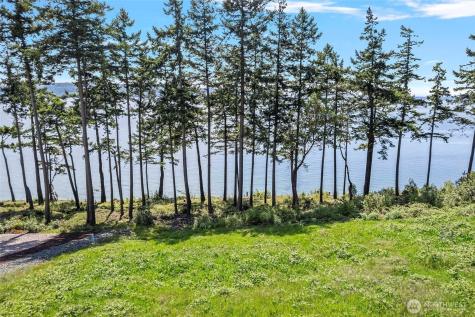 1420 Sergios View Lane Oak Harbor WA 98277