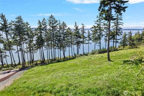 1420 Sergios View Lane Oak Harbor WA 98277
