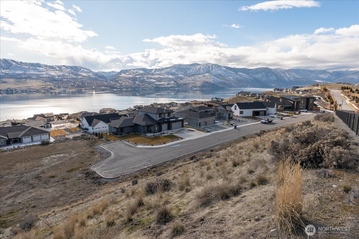 270 Crystal View Drive Chelan WA 98816