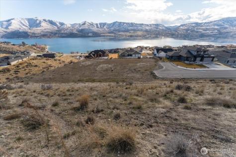 270 Crystal View Drive Chelan WA 98816