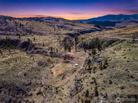 576 Indian Dan Canyon Brewster WA 98812