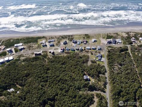 1007 Sand Castle Lane Westport WA 98595