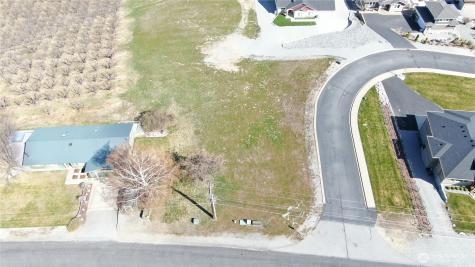 25 Milan Street Manson WA 98831