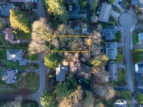 12312 23rd Avenue NE Seattle WA 98125