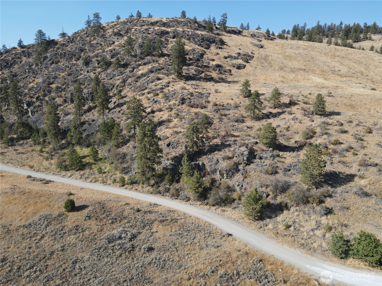 19 Meadowlark Road Oroville WA 98844