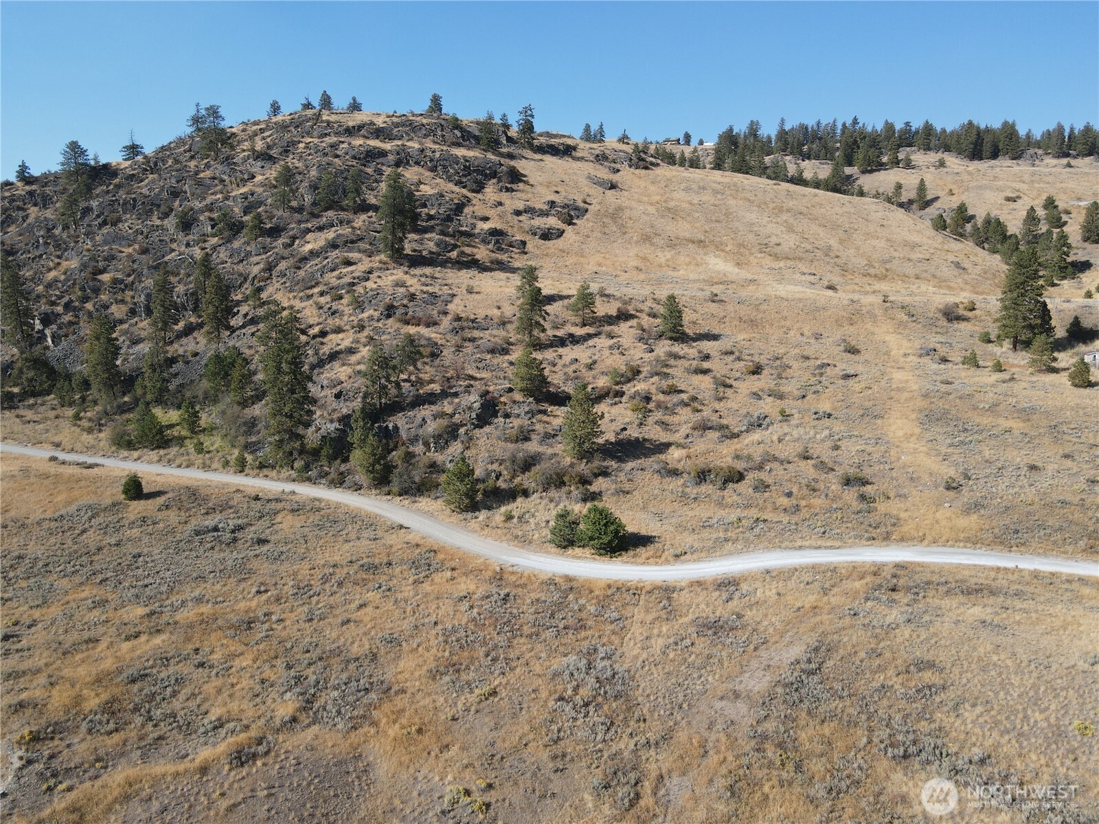 19 Meadowlark Road Oroville WA 98844