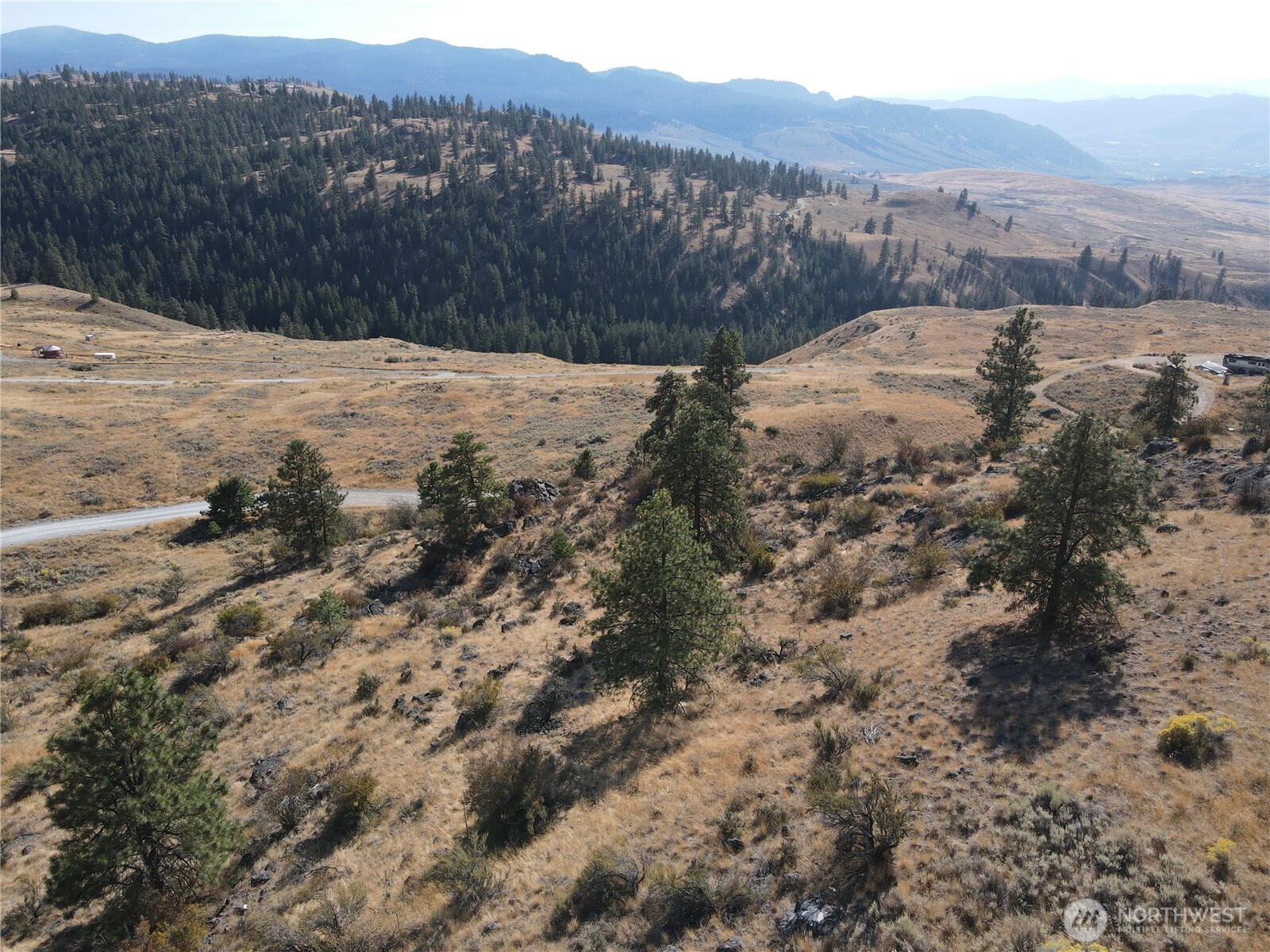19 Meadowlark Road Oroville WA 98844