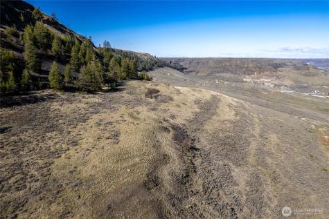 44621 Highway 174 N Grand Coulee WA 99133