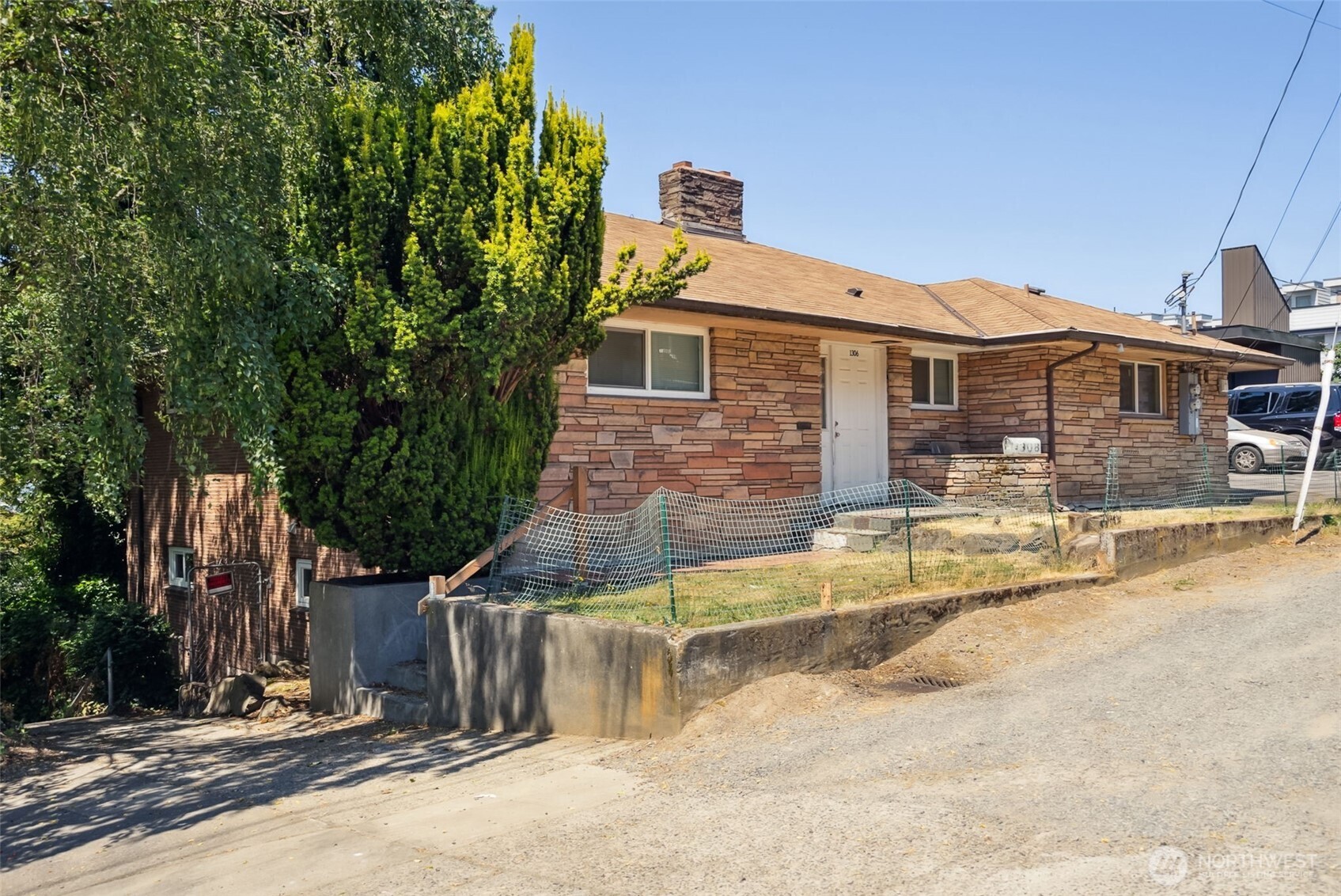 1306 S Bayview Street Seattle WA 98144