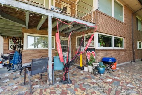 1306 S Bayview Street Seattle WA 98144