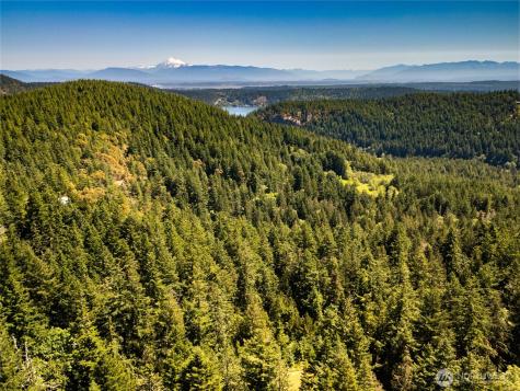 14711 Sky Island Lane Anacortes WA 98221