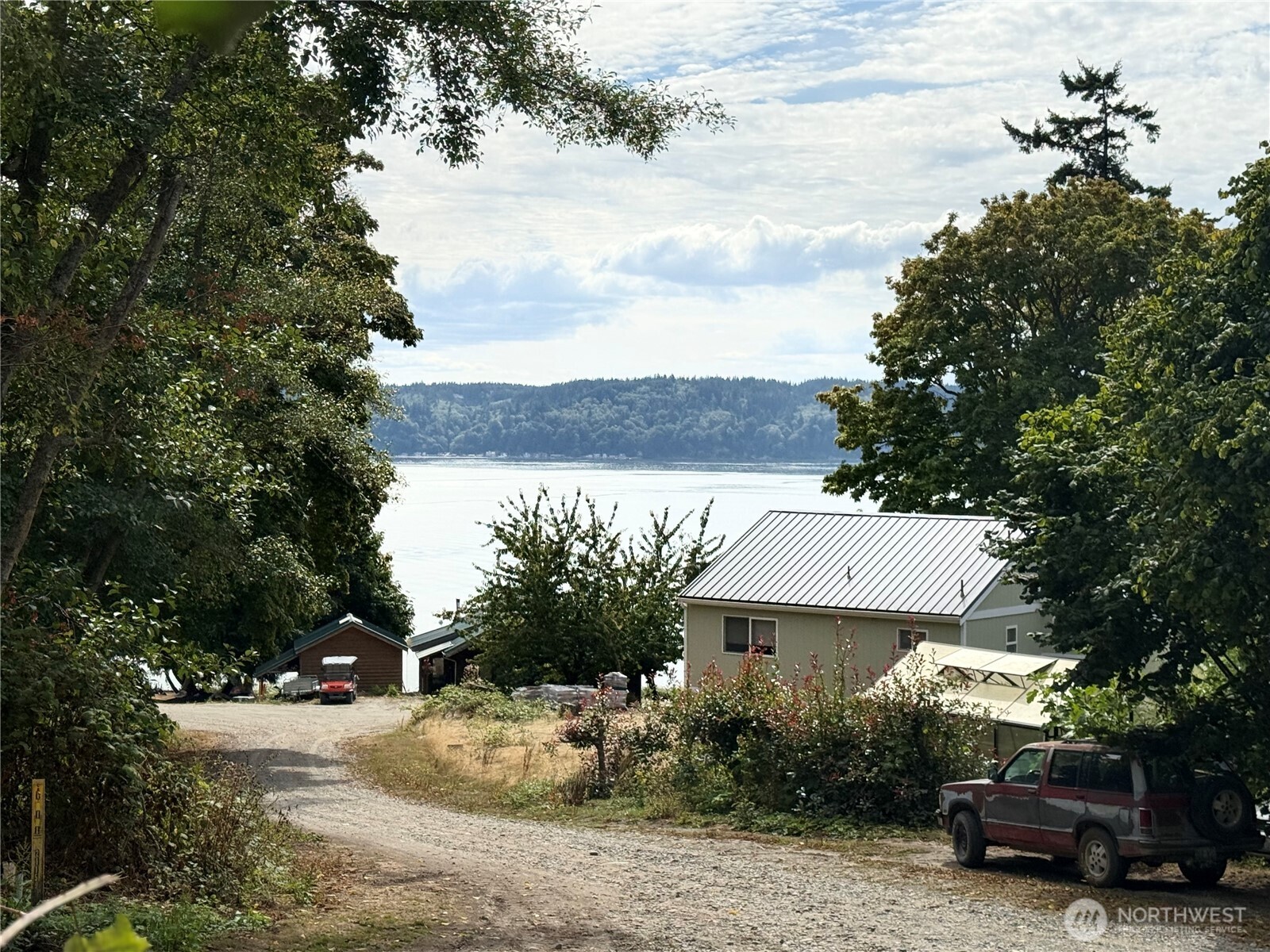 74 Skagit Way Hat Island WA 98206