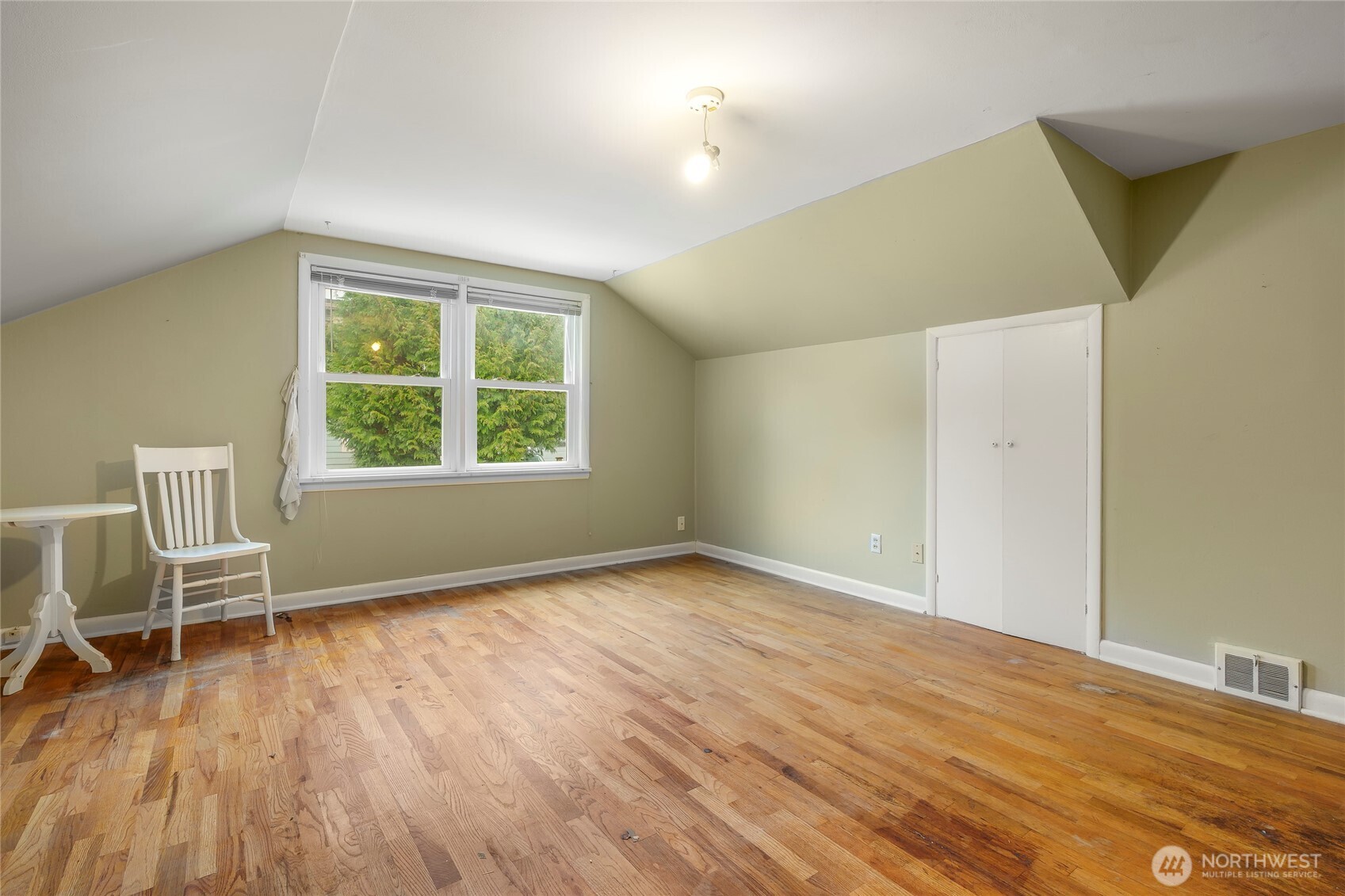 1020 Puget Drive Edmonds WA 98020