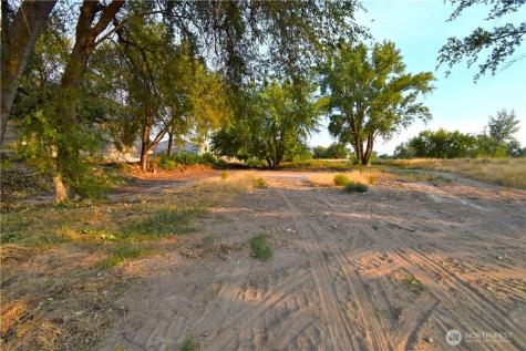 0 Asotin Street Omak WA 98841