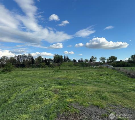 571 SW 12 SW College Place WA 99324