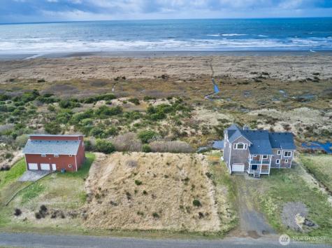 132 Dunes Lane Ocean Shores WA 98569