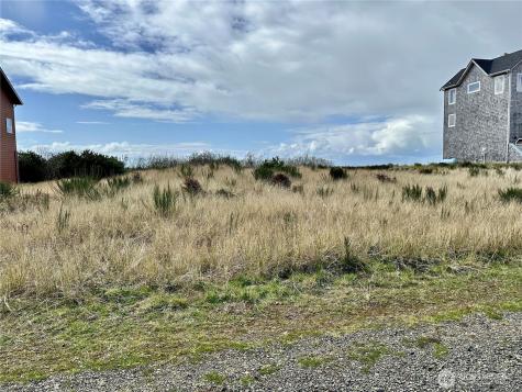 132 Dunes Lane Ocean Shores WA 98569