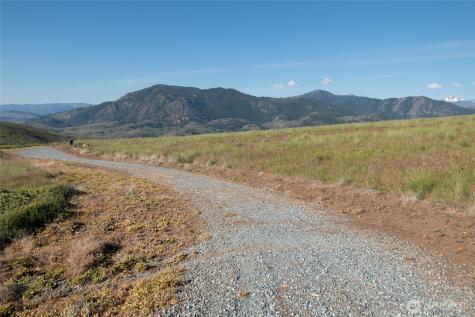 32 Maggies Road Twisp WA 98856