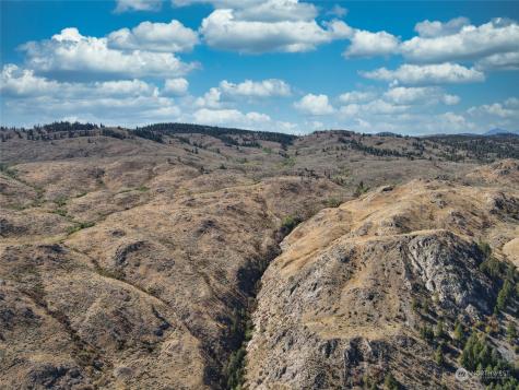 1640 Highway 7 Oroville WA 98844