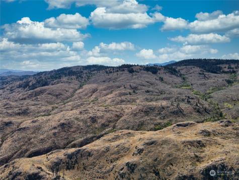 1640 Highway 7 Oroville WA 98844