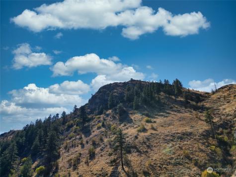 1640 Highway 7 Oroville WA 98844