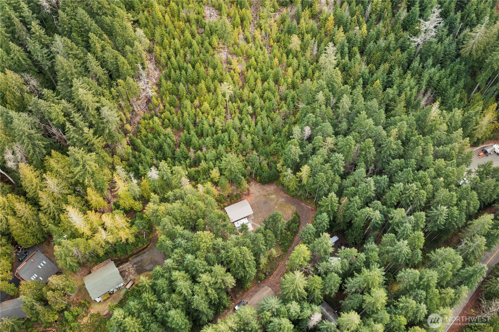61 N Dow Court Hoodsport WA 98548