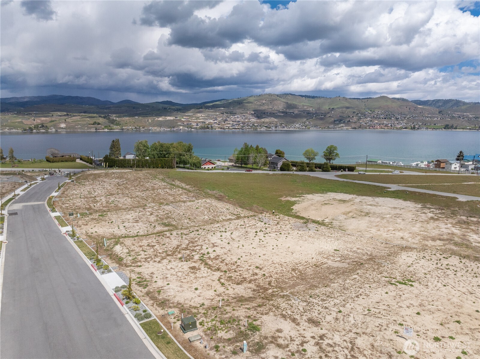 0 Loretta Lane Chelan WA 98816