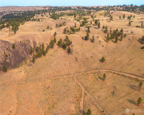 100 Pine Bluffs Lane Waterville WA 98858