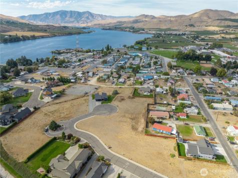 721 Heron Court Brewster WA 98812