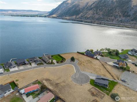 721 Heron Court Brewster WA 98812