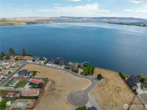 721 Heron Court Brewster WA 98812