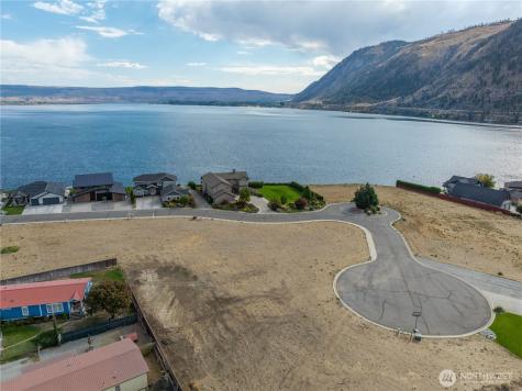 721 Heron Court Brewster WA 98812