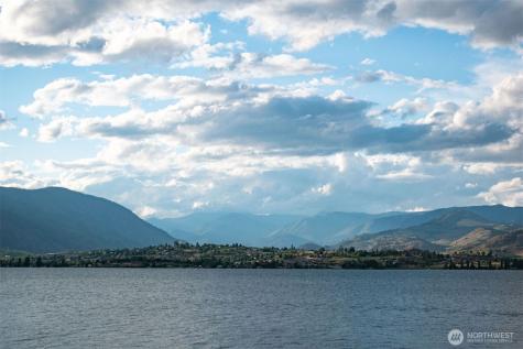 2650 S Lakeshore Road Chelan WA 98816
