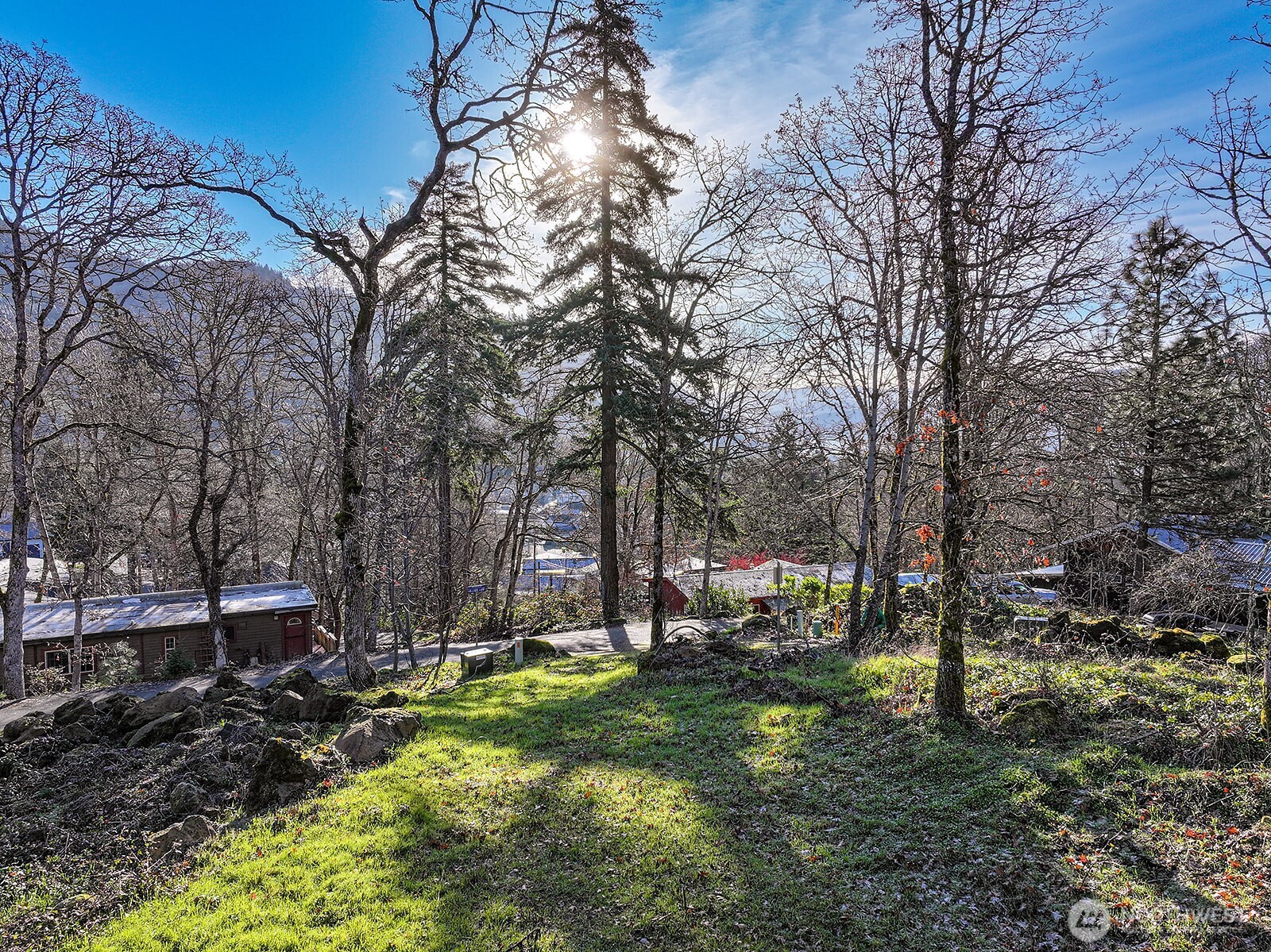 912 Hillside Lane White Salmon WA 98672