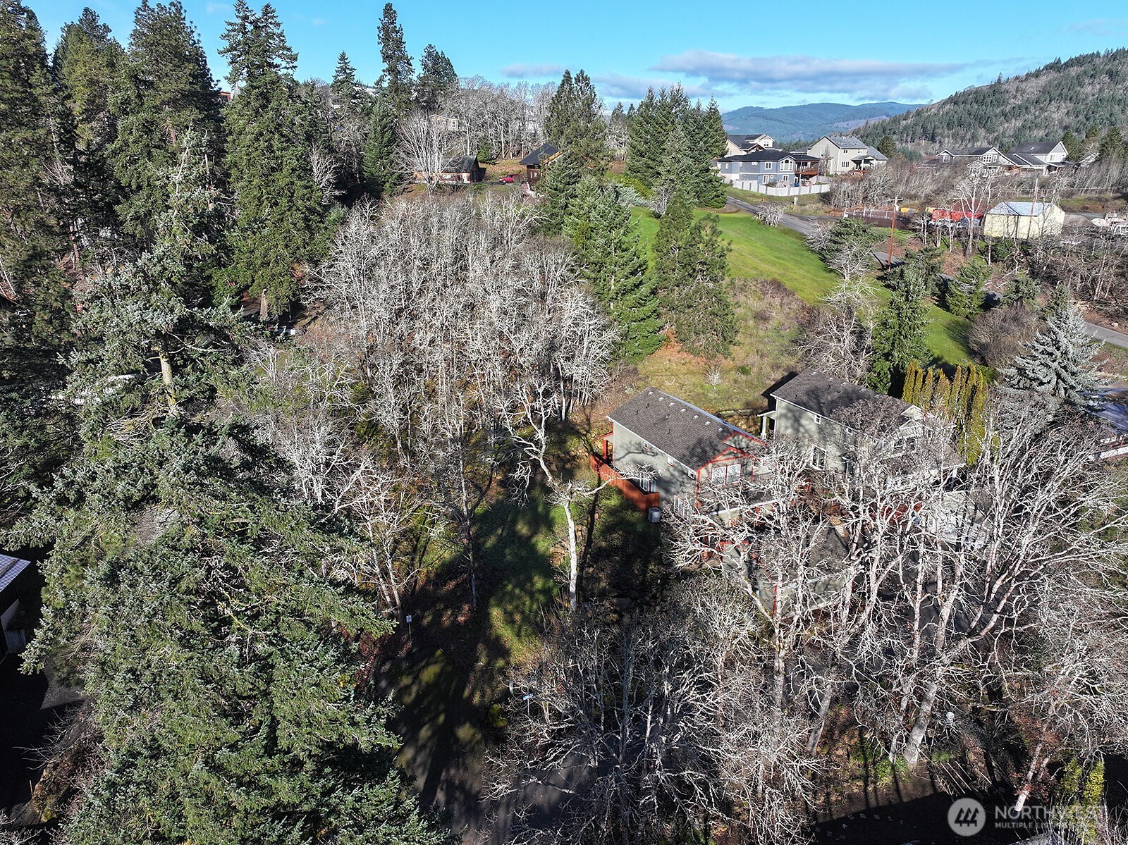 912 Hillside Lane White Salmon WA 98672
