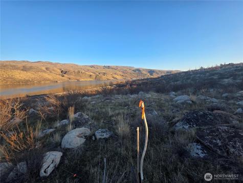 6 Sumac Road Pateros WA 98846