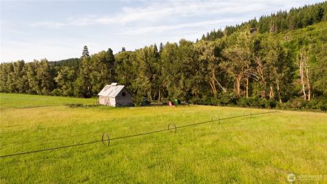 53 Highway 10 Cle Elum WA 98922