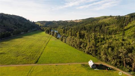 53 Highway 10 Cle Elum WA 98922